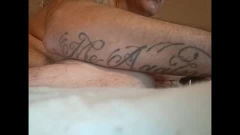 Snapshot of squirtn4mee chatting on November 15, 2025, 8:22 am Squirtn4mee online show from November 15, 2025, 8:22 am