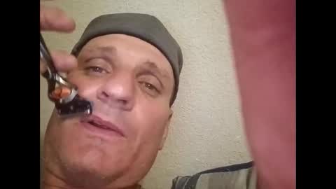 Snapshot of squirtn4mee chatting on December 1, 2025, 8:52 am Squirtn4mee online show from December 1, 2025, 8:52 am