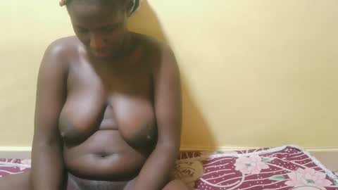 Snapshot of squirtypussie chatting on April 25, 2026, 7:22 am squirtypussie online show from April 25, 2026, 7:22 am
