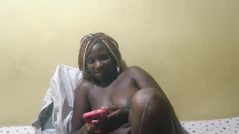 Snapshot of squirtypussie chatting on May 10, 2026, 8:03 pm squirtypussie online show from May 10, 2026, 8:03 pm