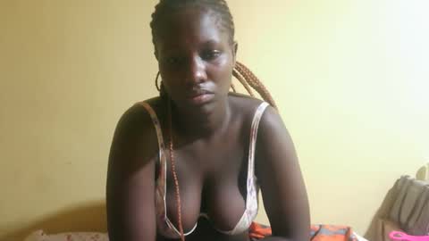 Snapshot of squirtypussie chatting on May 25, 2026, 5:46 am squirtypussie online show from May 25, 2026, 5:46 am