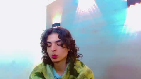 Snapshot of sr_bonnyethan chatting on November 10, 2025, 2:38 pm ethan online show from November 10, 2025, 2:38 pm