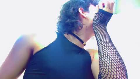 Snapshot of sr_bonnyethan chatting on November 30, 2025, 1:59 pm ethan online show from November 30, 2025, 1:59 pm