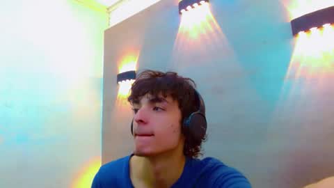 Snapshot of sr_bonnyethan chatting on December 5, 2025, 2:14 pm ethan online show from December 5, 2025, 2:14 pm