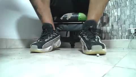 sr master cum its my old account online show from March 25, 2026, 4:07 am