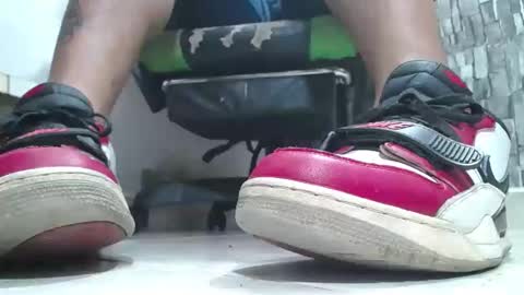 sr master cum its my old account online show from April 7, 2026, 6:52 pm