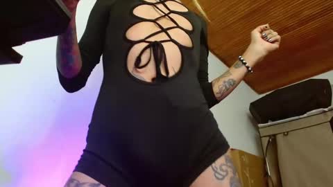 Srta. Fox online show from March 9, 2025, 11:36 am