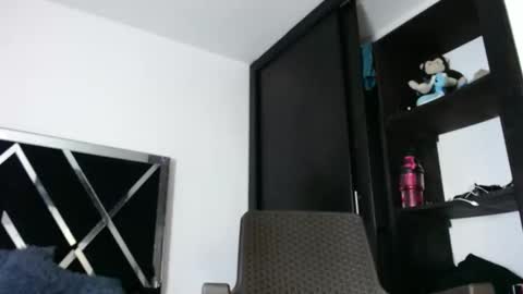 Srta. Fox online show from February 11, 2026, 1:05 pm