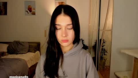 Hey guys i miss you so much  online show from November 19, 2025, 9:37 pm