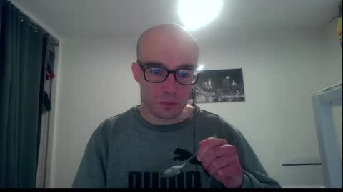 ssenzo online show from February 11, 2025, 8:05 am