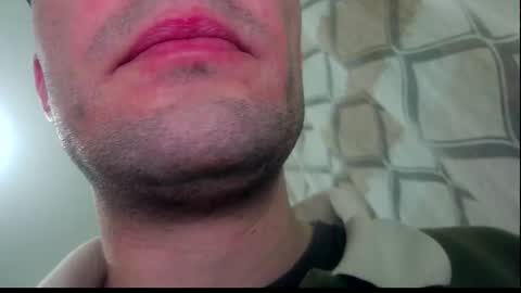 ssenzo online show from November 30, 2025, 7:29 pm