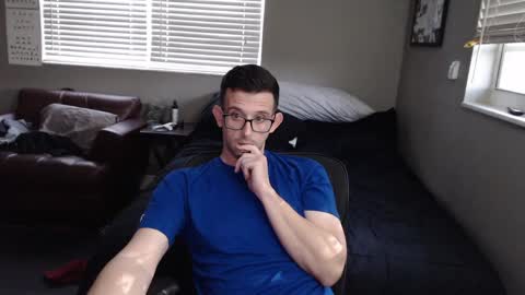 Jose online show from April 17, 2026, 10:02 pm