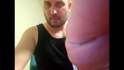 Snapshot of sta13 chatting on December 21, 2025, 6:15 pm sta13 online show from December 21, 2025, 6:15 pm