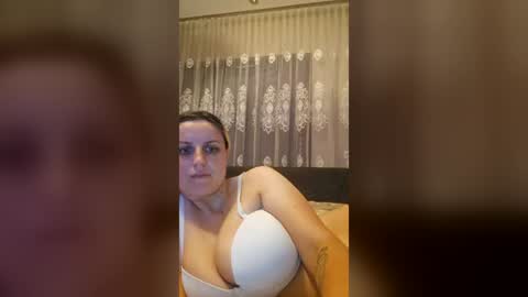 Amelly online show from August 5, 2026, 9:06 pm