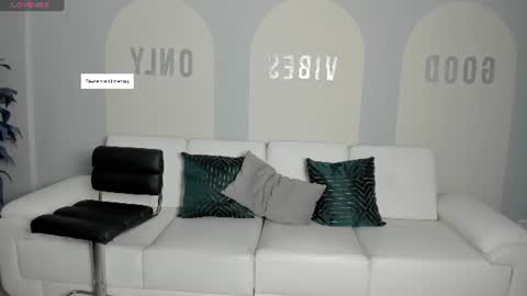 Stacy Woods online show from June 12, 2026, 10:47 am