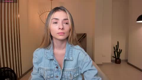 Stacy Woods online show from July 28, 2026, 10:43 am
