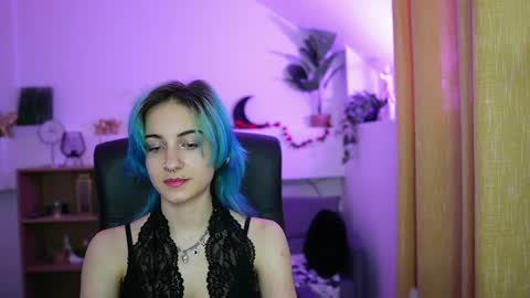 stacy  x3 online show from May 18, 2026, 8:09 am