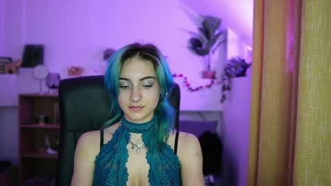 stacy  x3 online show from May 19, 2026, 1:17 pm