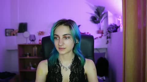 stacy  x3 online show from May 21, 2026, 1:07 pm