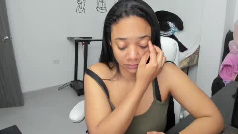Snapshot of stacy_woods chatting on April 27, 2026, 2:20 am Zulma Yisset online show from April 27, 2026, 2:20 am