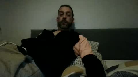 Snapshot of stallion115022 chatting on December 4, 2025, 6:27 pm stallion115022 online show from December 4, 2025, 6:27 pm
