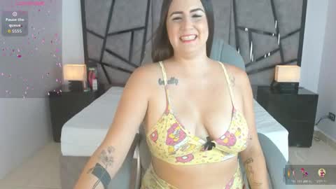 star_bluue online show from May 22, 2026, 3:02 am