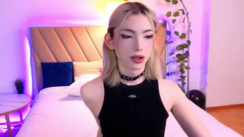 Snapshot of star_madison chatting on July 22, 2026, 1:03 pm Madison online show from July 22, 2026, 1:03 pm
