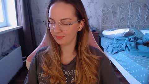 Snapshot of star_shopping chatting on January 2, 2025, 5:14 am Alice online show from January 2, 2025, 5:14 am