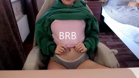 Snapshot of star_shopping chatting on January 23, 2025, 10:33 pm Alice online show from January 23, 2025, 10:33 pm