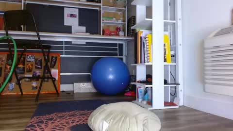 Stara Winters online show from December 19, 2024, 8:55 pm