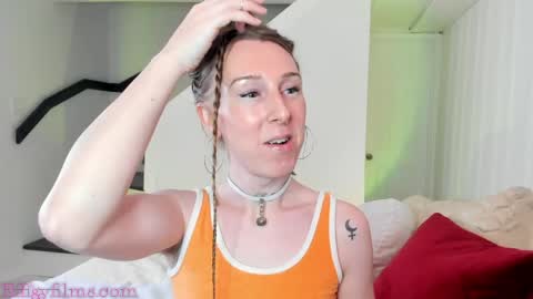 Star  Deluge  online show from April 22, 2026, 10:55 pm