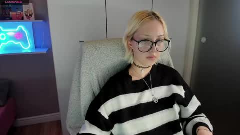 Kate online show from May 16, 2026, 9:13 pm