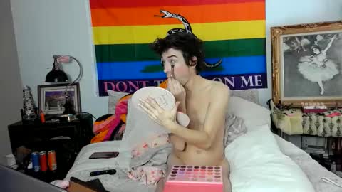 Snapshot of stareyethewitch chatting on February 3, 2025, 7:00 pm Audrey Belrose online show from February 3, 2025, 7:00 pm