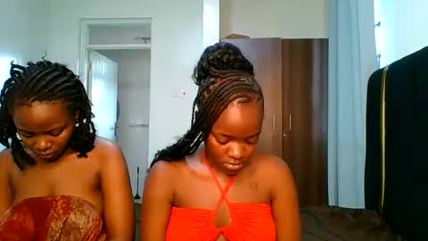 Snapshot of stargirl_lia chatting on May 20, 2026, 10:54 am lia online show from May 20, 2026, 10:54 am