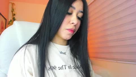 Alisson  online show from December 6, 2024, 12:45 am