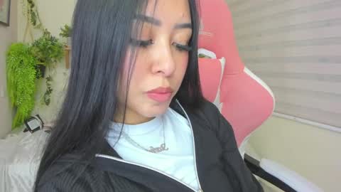 Alisson  online show from March 8, 2025, 12:11 am