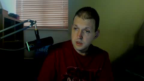 Snapshot of starlight1987 chatting on February 4, 2025, 9:38 am Adam online show from February 4, 2025, 9:38 am