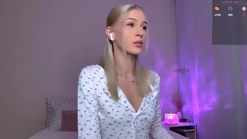 Snapshot of starlightstacey chatting on July 28, 2026, 4:08 am Stacey online show from July 28, 2026, 4:08 am
