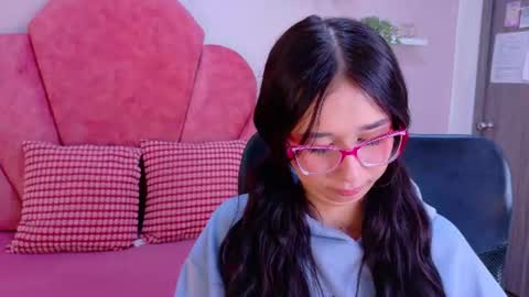 M O O N  online show from July 23, 2026, 2:53 am