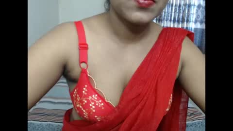 StarryWhispers online show from July 11, 2026, 2:36 am