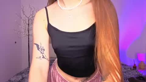 Regina and Molly online show from July 23, 2026, 2:09 am