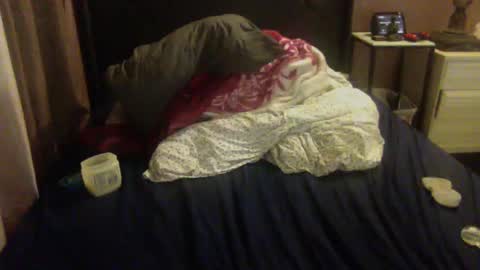 Snapshot of starshine333 chatting on December 9, 2024, 8:00 am ashtongue online show from December 9, 2024, 8:00 am