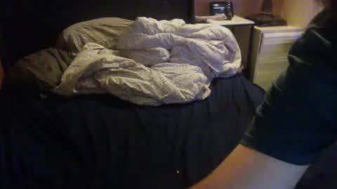 Snapshot of starshine333 chatting on January 7, 2025, 3:35 am ashtongue online show from January 7, 2025, 3:35 am