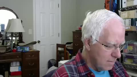 Snapshot of stasw20 chatting on December 8, 2024, 5:11 pm stasw20 online show from December 8, 2024, 5:11 pm