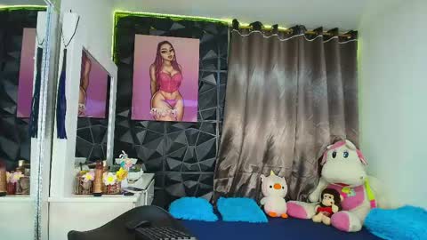 Snapshot of staycesexxxqueen chatting on May 19, 2026, 1:44 am staycesexxxqueen online show from May 19, 2026, 1:44 am