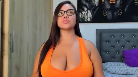 Snapshot of staywithme_x chatting on September 29, 2025, 3:11 am Melany online show from September 29, 2025, 3:11 am