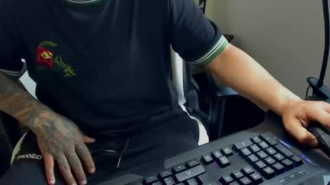 Stebankechimba online show from October 19, 2025, 5:35 pm