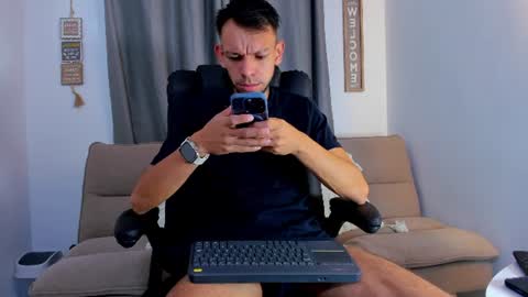 Snapshot of stebansilv_ chatting on July 12, 2026, 10:50 am Steban online show from July 12, 2026, 10:50 am