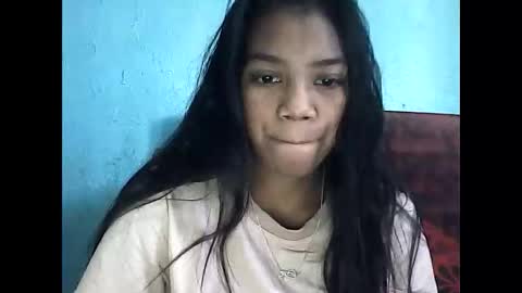 Snapshot of stecimalicia chatting on October 8, 2025, 6:33 am Malicia online show from October 8, 2025, 6:33 am