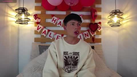 Steev online show from February 19, 2025, 4:23 am